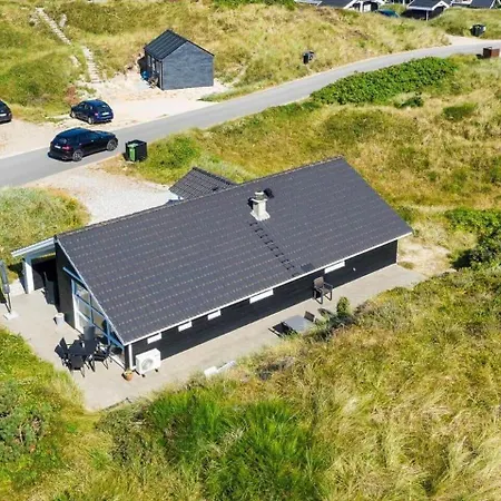 Ve067-vejers-strand-nordvej-74 *